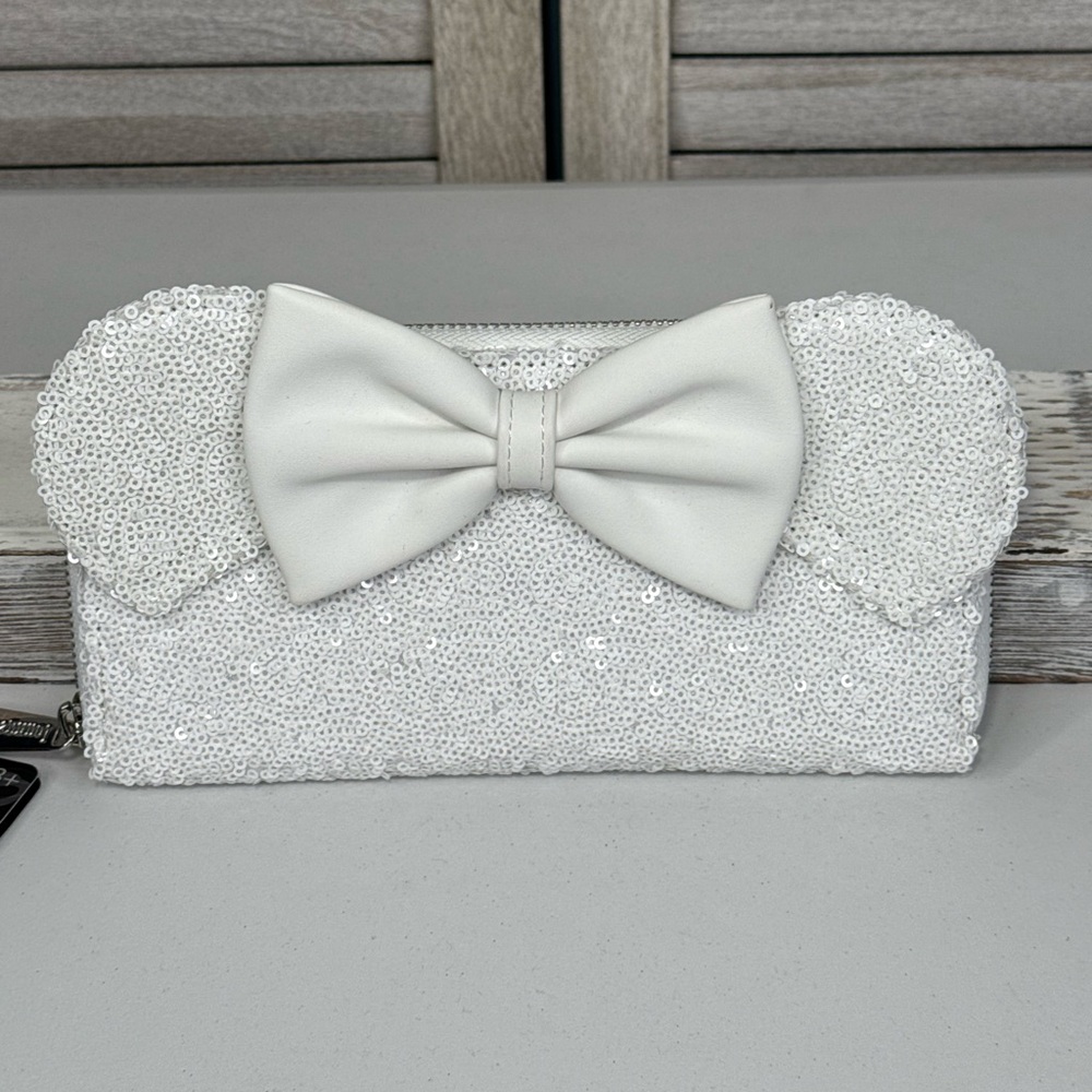 LOUNGEFLY Disney Minnie Mouse Sequin Wedding Zip Around Wallet White-OS